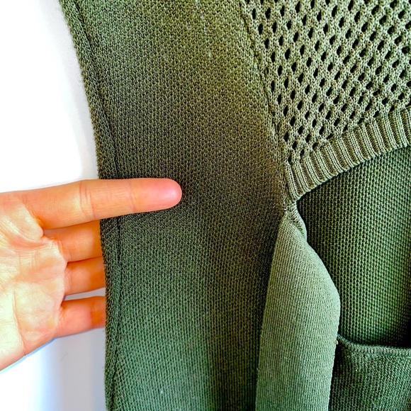Dex | Green dress with keyhole back and tie - Picture 7 of 8